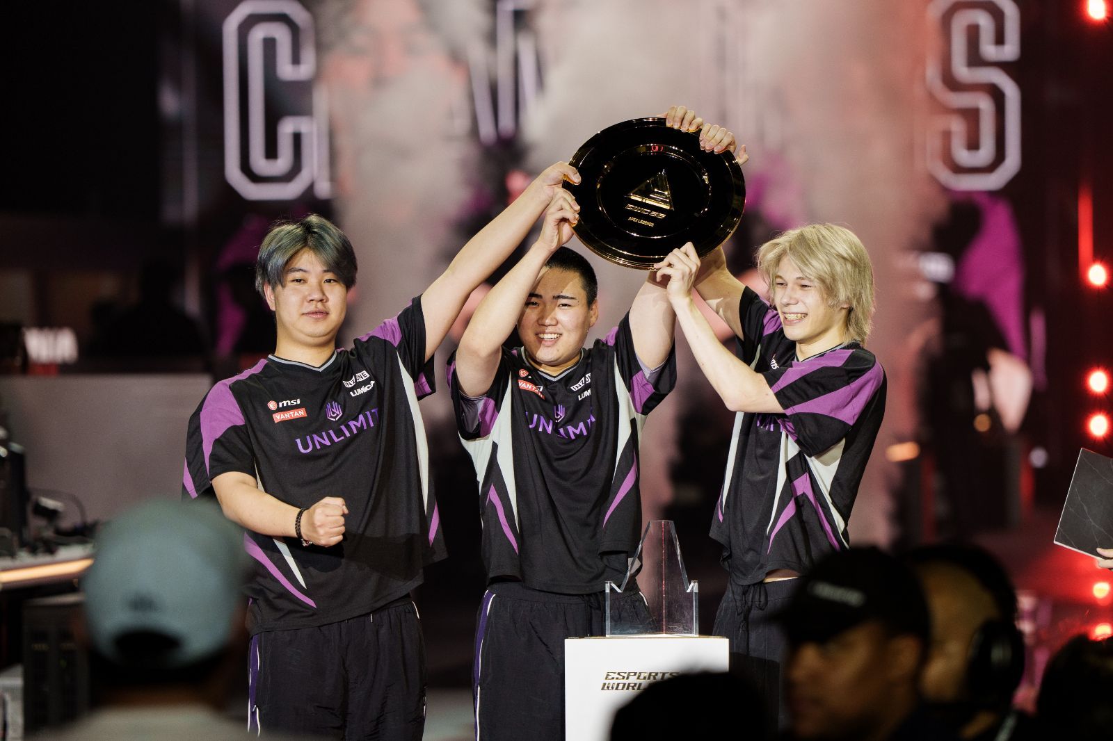 ALGS at EWC26 Champions: UNLIMIT Steals Match Point Win